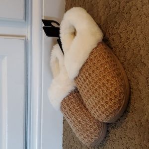 Womens Dearfoams Claire Textured Sweater Knit Clog Slippers Size Small 5/6 NWT